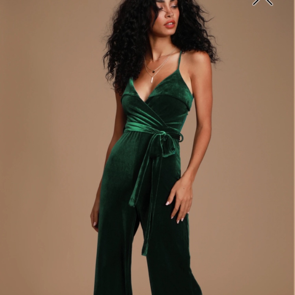 Lulu’s Kylinna Forest Green Velvet Sleeveless Wide-Leg Jumpsuit
